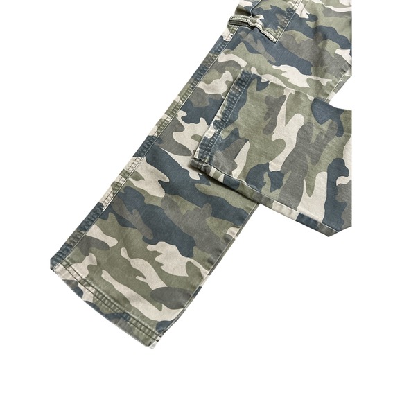 The Children's Place Camo Cargo Pants Boys Size 14 Elastic Waist - Picture 2 of 5